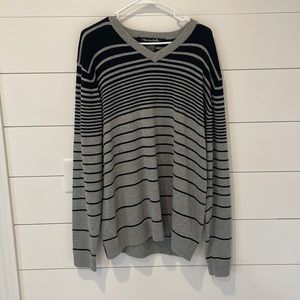Travis Matthews Sweater-XL